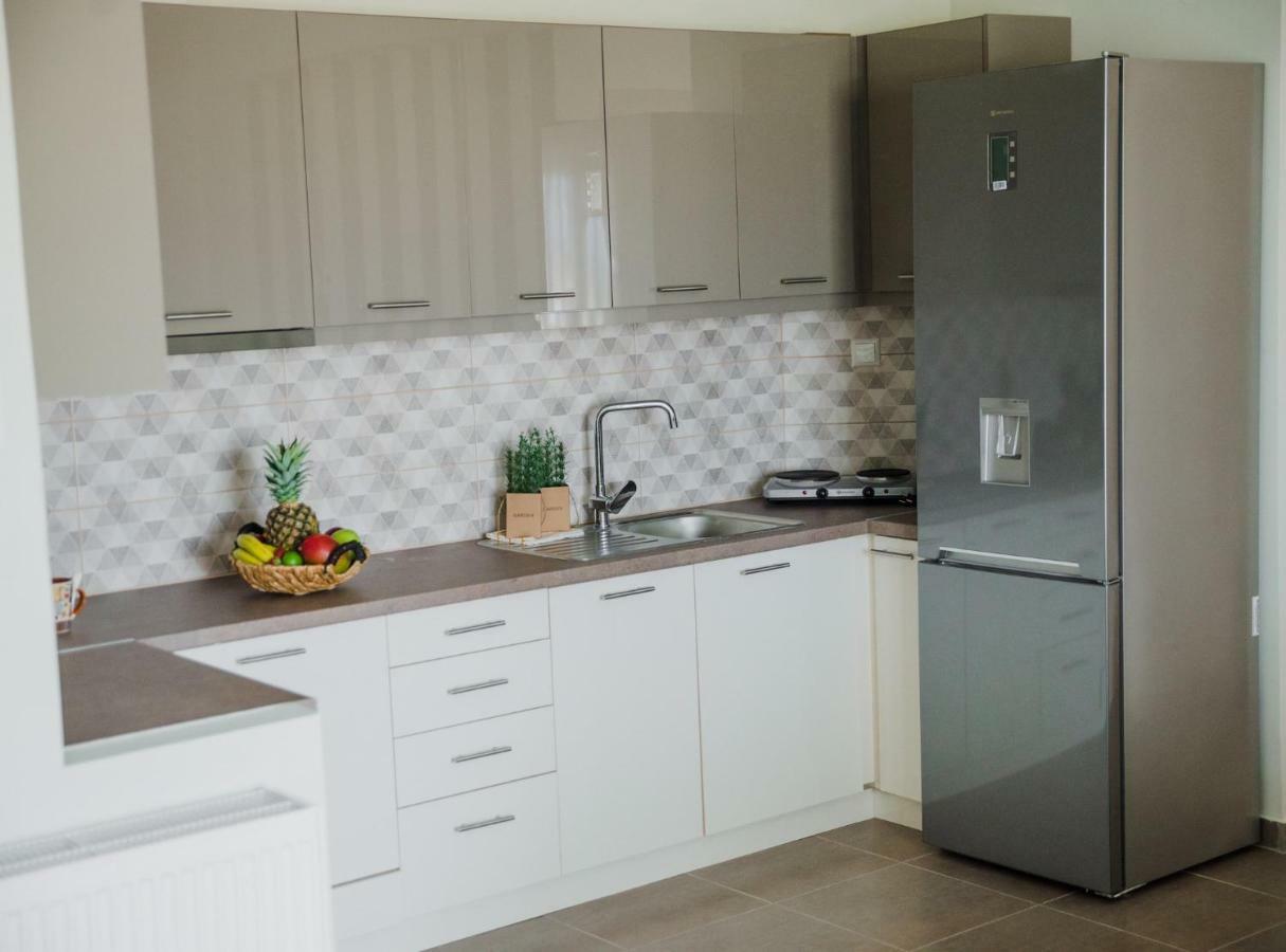 Sea Breeze Boutique Apartment Kavála Luaran gambar